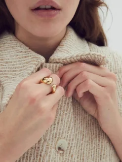 Ezra Ring
