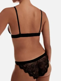 Wild Rose - Black